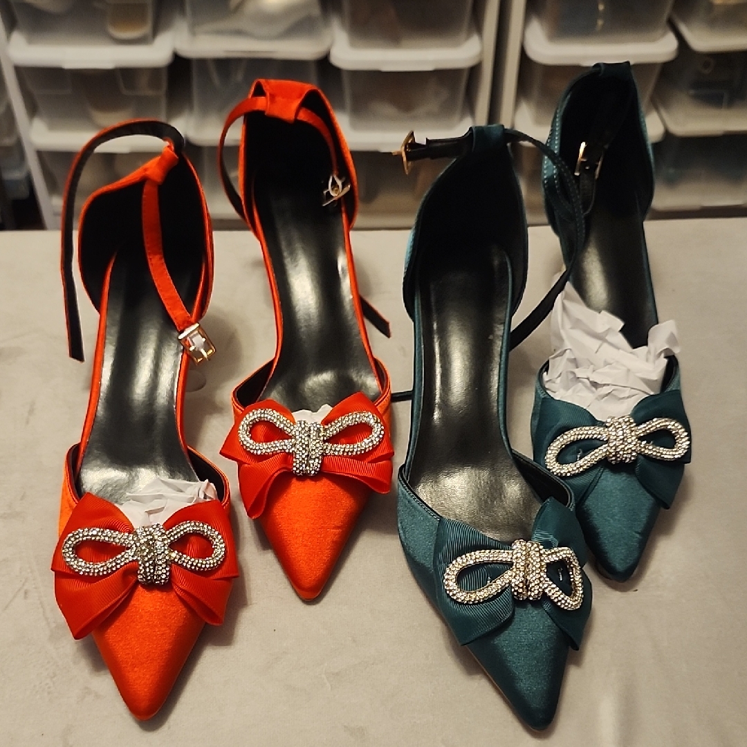 Elegant Women's Satin Heels With Bow Accent